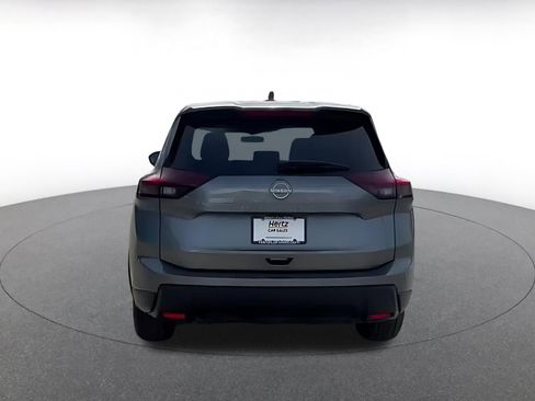 Used 2025 Nissan Rogue SV image 12