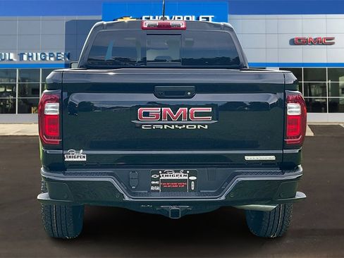 New 2026 GMC Canyon Elevation w/ Convenience Package image 4