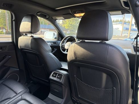 Used 2017 Audi Q5 2.0T Premium Plus w/ Technology Package AWD/4WD image 32
