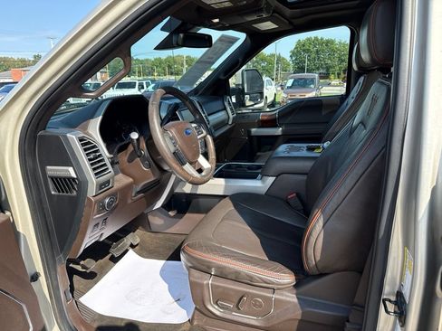 Used 2017 Ford F250 King Ranch w/ King Ranch Ultimate Package AWD/4WD image 24