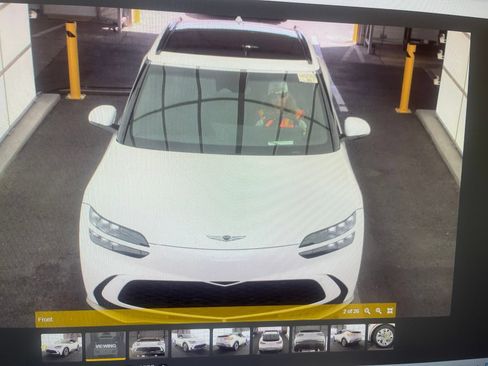 Certified 2025 Genesis GV60 RWD image 1