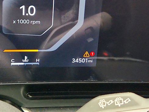 Used 2025 Kia Carnival SX Prestige image 13