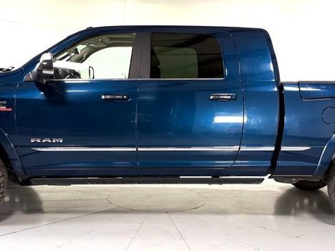 Used 2020 RAM 2500 Limited AWD/4WD image 8