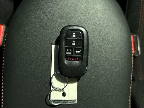 Used 2024 Honda HR-V Sport image 23