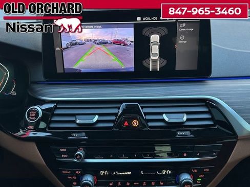 Used 2022 BMW 530i xDrive w/ Convenience Package image 15