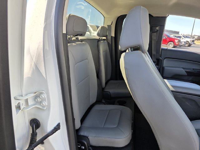Used 2021 Chevrolet Colorado W/T RWD image 25