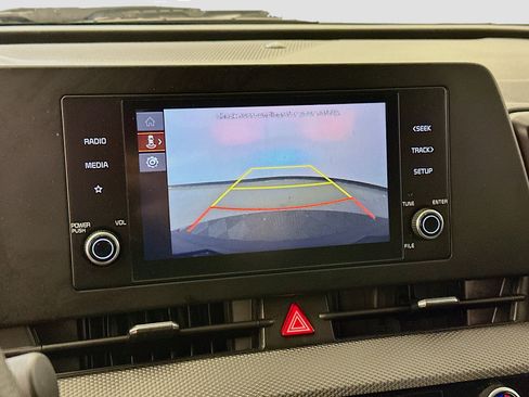 Used 2024 Kia Sportage LX image 22