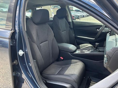 Used 2025 Honda Accord SE image 7