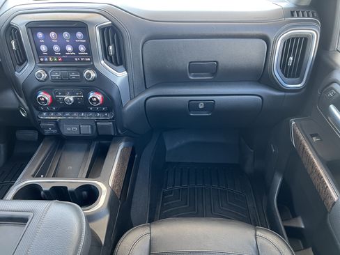 Used 2021 GMC Sierra 3500 Denali w/ Denali Ultimate Package AWD/4WD image 32