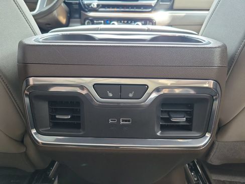 Used 2024 GMC Sierra 1500 SLT w/ SLT Premium Plus Package AWD/4WD image 11