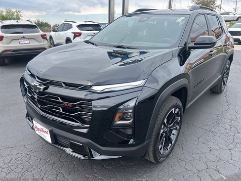 Used 2025 Chevrolet Equinox RS image 10