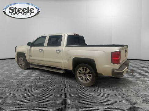 Used 2015 Chevrolet Silverado 1500 High Country w/ High Country Premium Package RWD image 3
