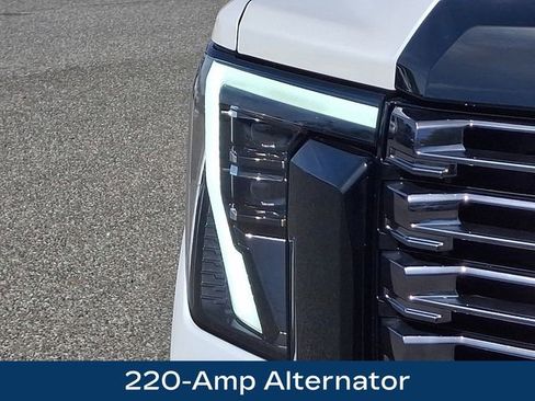 Used 2025 GMC Sierra 2500 Denali Ultimate w/ Max Trailering Package AWD/4WD image 29