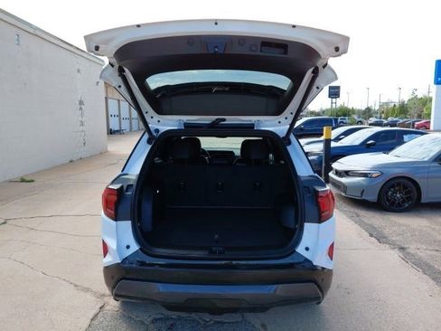 New 2026 GMC Terrain AT4 w/ Convenience Package III AWD/4WD image 33