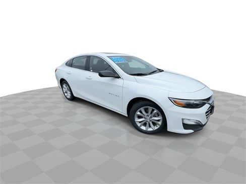 Certified 2024 Chevrolet Malibu LT image 2