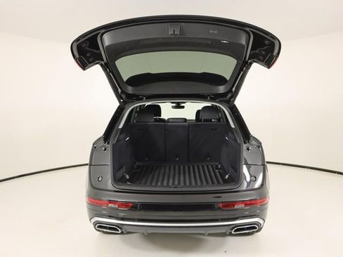 Certified 2025 Audi Q5 2.0T Premium Plus w/ Premium Plus Package image 24