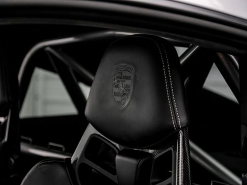 Used 2018 Porsche 911 GT3 w/ Sport Chrono Package image 38