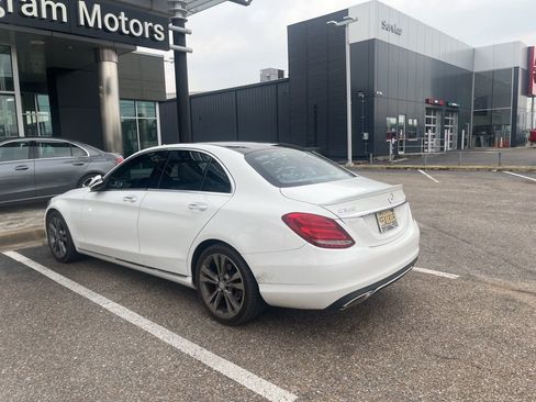 Certified 2017 Mercedes-Benz C 300 Sedan image 4