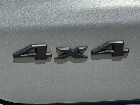 Used 2024 Jeep Compass Trailhawk AWD/4WD image 11