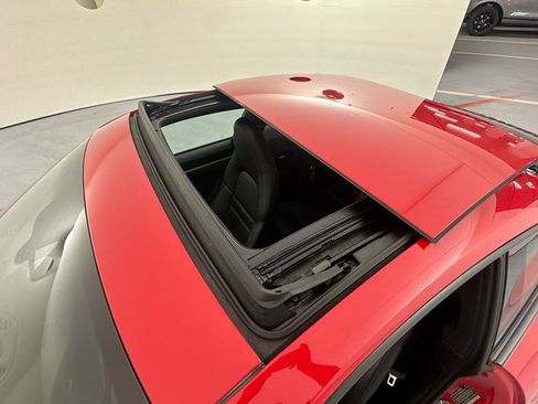 Used 2024 Porsche 911 Carrera image 23