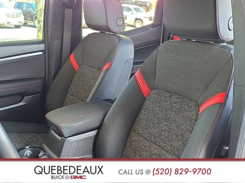 Used 2023 Chevrolet Colorado Z71 AWD/4WD image 11