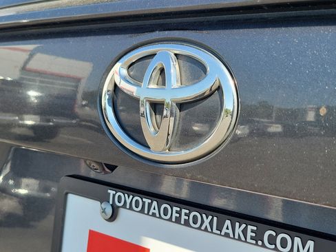 Used 2022 Toyota RAV4 XLE image 6