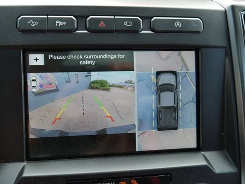 Used 2018 Ford F150 Lariat w/ Equipment Group 502A Luxury AWD/4WD image 30