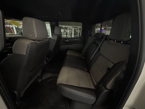 Used 2026 Chevrolet Silverado 1500 ZR2 w/ Dark Appearance Package AWD/4WD image 39