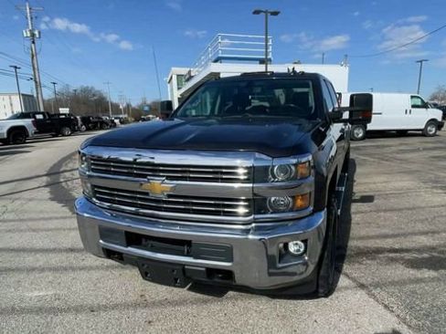 Used 2016 Chevrolet Silverado 2500 LT w/ LT Convenience Package image 5