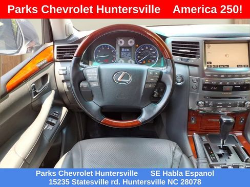 Used 2008 Lexus LX 570 4WD image 25