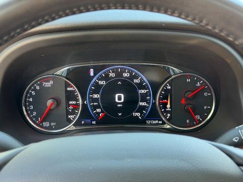 Used 2022 GMC Acadia AT4 w/ Technology Package AWD/4WD image 24