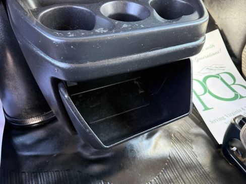 Used 2010 Chevrolet Express 3500 image 20