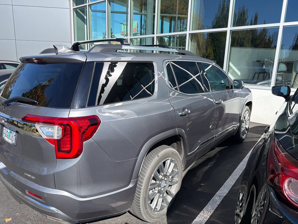 Used 2021 GMC Acadia Denali w/ Denali Ultimate Package AWD/4WD image 8