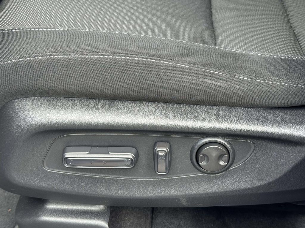 Used 2024 Honda CR-V EX image 22