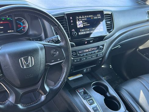 Used 2022 Honda Pilot TrailSport image 10