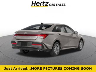 Used 2026 Hyundai Elantra Hybrid FWD video 1