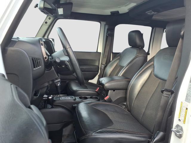 Used 2016 Jeep Wrangler Unlimited Sahara AWD/4WD image 21