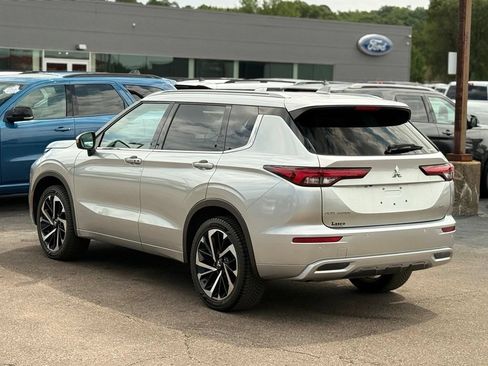 Used 2022 Mitsubishi Outlander SEL AWD/4WD image 36