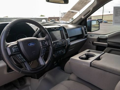 Used 2017 Ford F150 XLT w/ Equipment Group 302A Luxury image 14