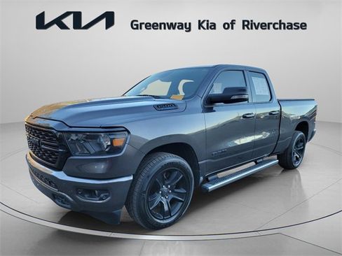 Used 2022 RAM 1500 Big Horn w/ Night Edition image 3