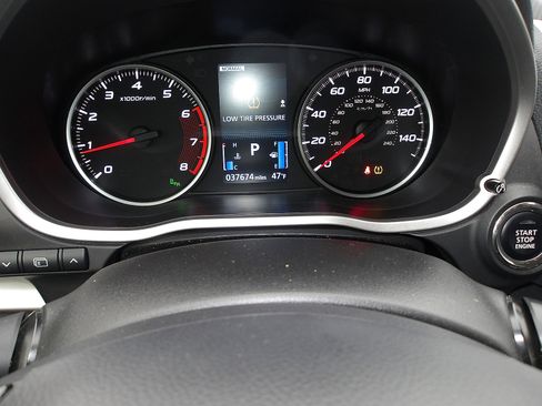 Used 2023 Mitsubishi Eclipse Cross image 17