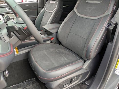New 2026 Ford Explorer ST w/ Sun And Sound Package image 42