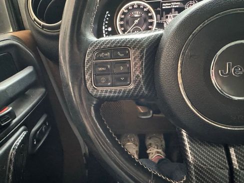Used 2011 Jeep Wrangler Sport w/ Dual Top Group AWD/4WD image 20