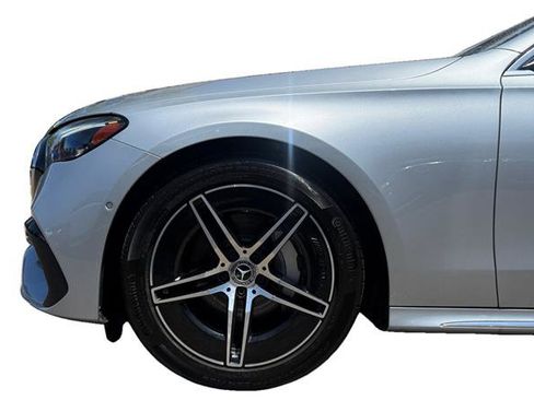 Used 2025 Mercedes-Benz E 350 Sedan image 9