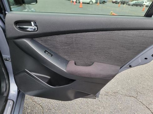 Used 2012 Nissan Altima 2.5 S image 18