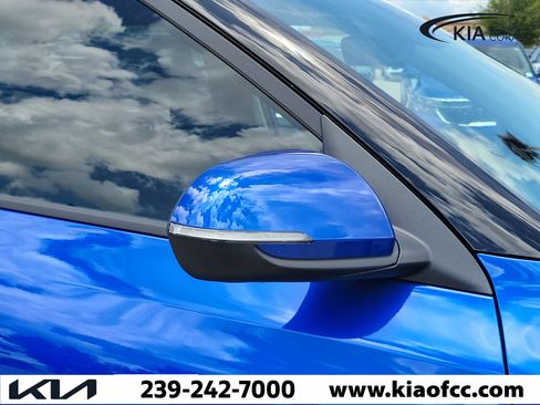 New 2026 Kia Seltos S FWD image 8