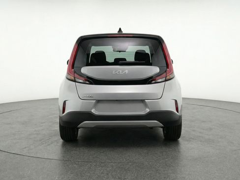 Used 2025 Kia Soul LX w/ LX Technology Package image 7