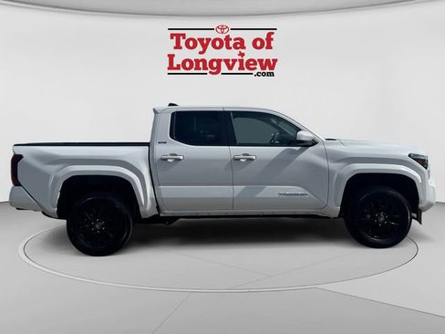 Certified 2024 Toyota Tacoma SR5 w/ SR5 Upgrade Package AWD/4WD image 7