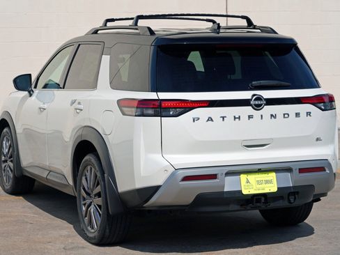 Used 2023 Nissan Pathfinder SL w/ SL Premium Package FWD image 48