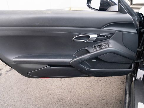 Used 2013 Porsche Boxster S image 10